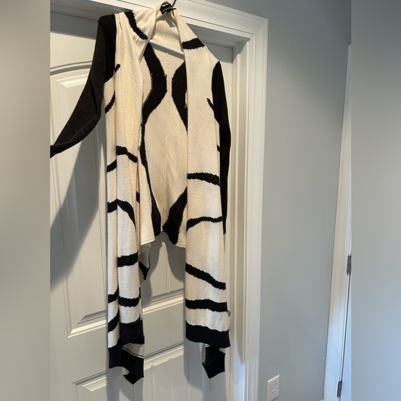 Cynthia Rowley cardigan - Picture 2 of 8